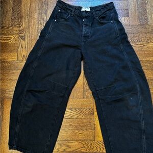 Free People Black Barrel Leg Horseshoe Jeans Sz. 27 (color soundwave)